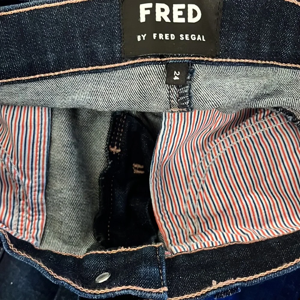Fred by Fred Segal “Sexy Straight” Jeans